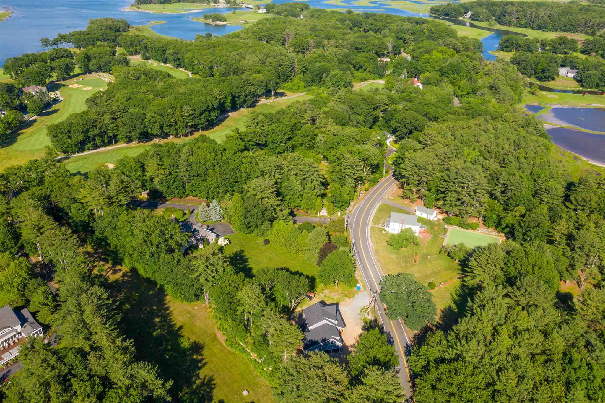 96 Pioneer Road Rye, NH 03870 - Photo 8 of 24