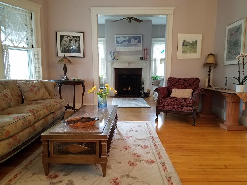 25 Bradford Road Newton, MA 02461 - Photo 8 of 13 Gallery Image 8