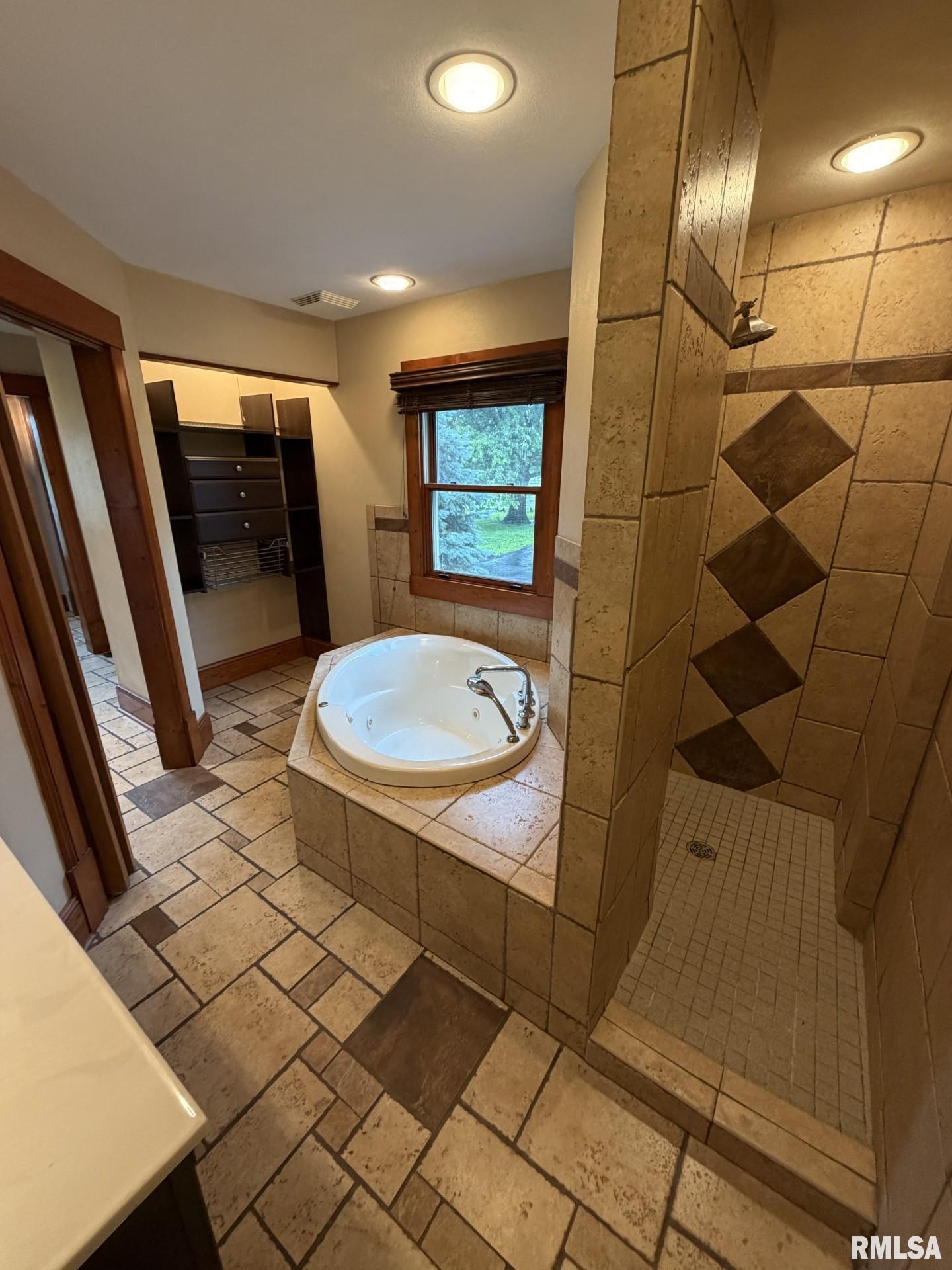 12406 West Akron Road Princeville, IL 61559 - Photo 26 of 40