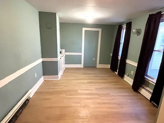 $3,200 | 26 Western Avenue, Henniker, NH 03242