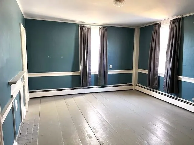 $3,200 | 26 Western Avenue, Henniker, NH 03242