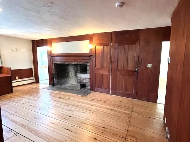 $3,200 | 26 Western Avenue, Henniker, NH 03242