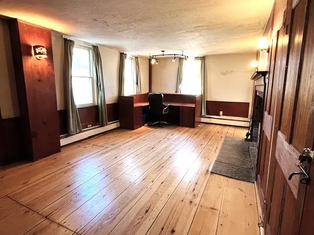 $3,200 | 26 Western Avenue, Henniker, NH 03242