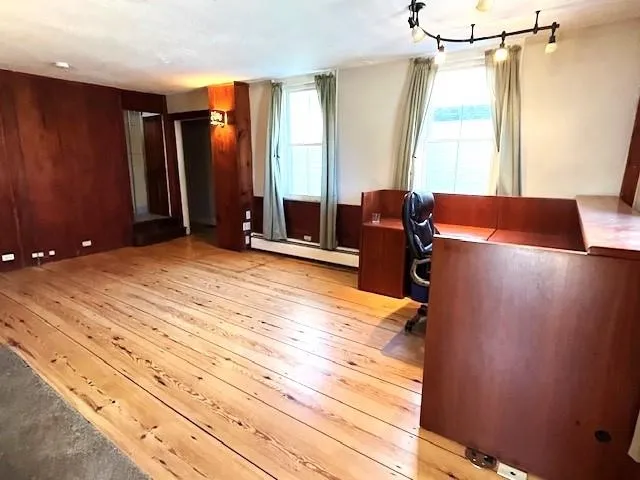 $3,200 | 26 Western Avenue, Henniker, NH 03242