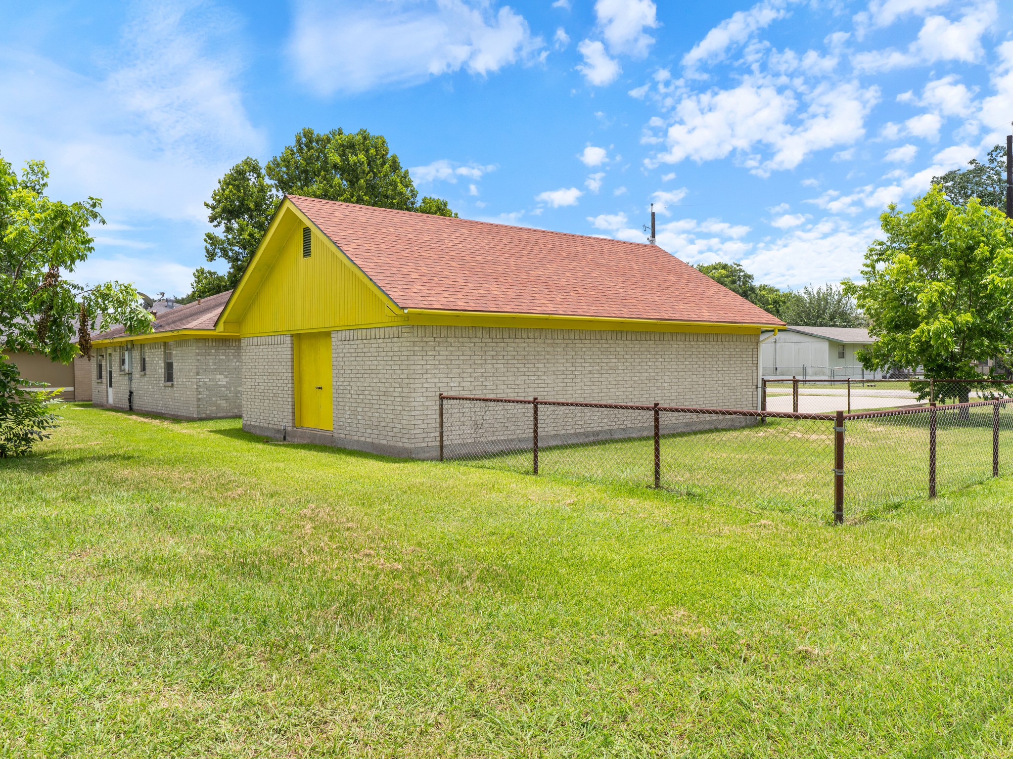 314 Rorem Avenue Palacios, TX 77465 - Photo 30 of 34