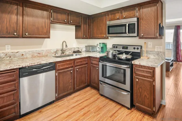 $545,000 | 1673 Stone Edge Circle, El Cajon, CA 92021