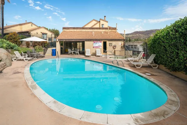 $545,000 | 1673 Stone Edge Circle, El Cajon, CA 92021