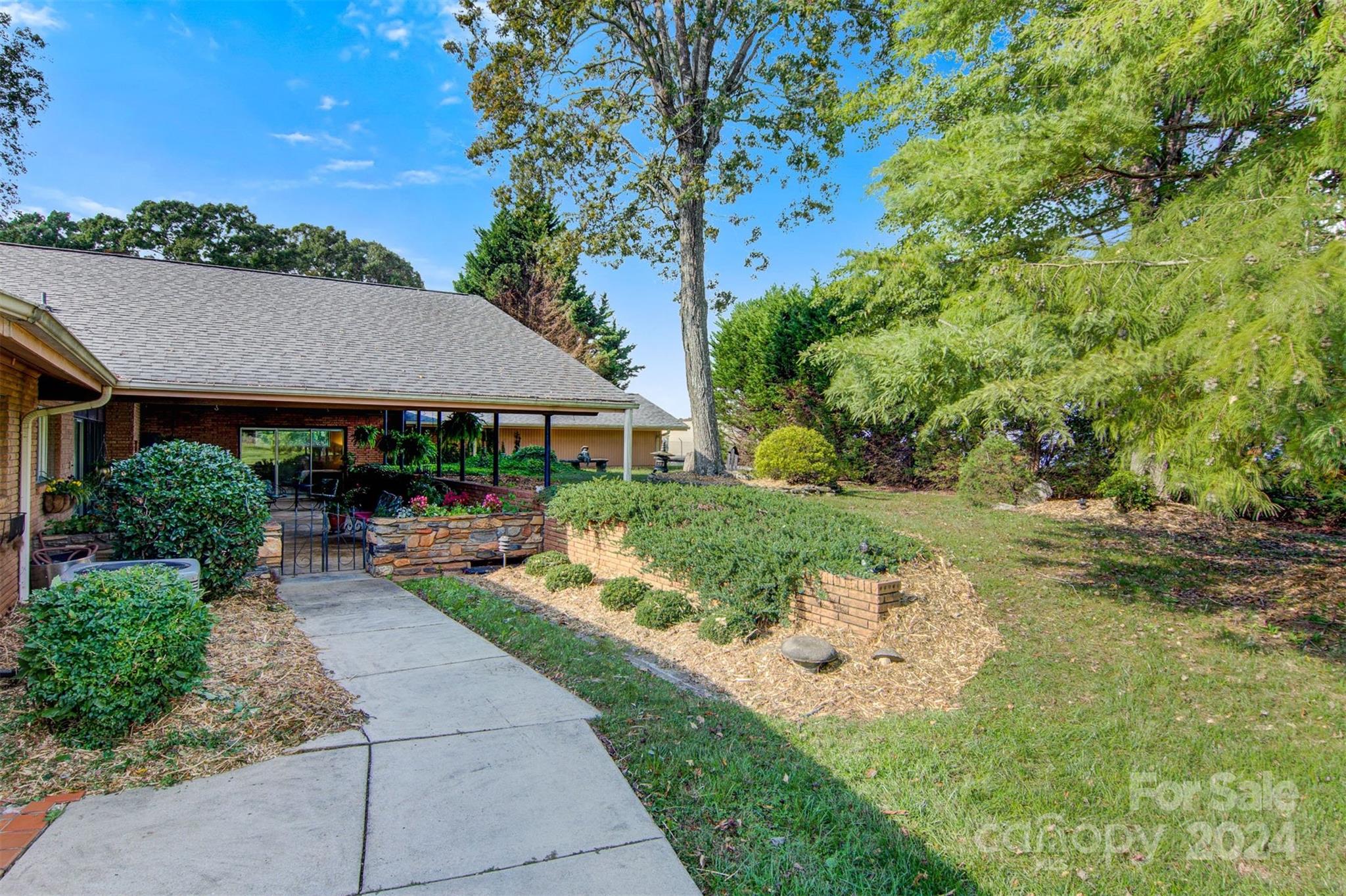 5627 Highway 90 Hiddenite, NC 28636 - Photo 35 of 45