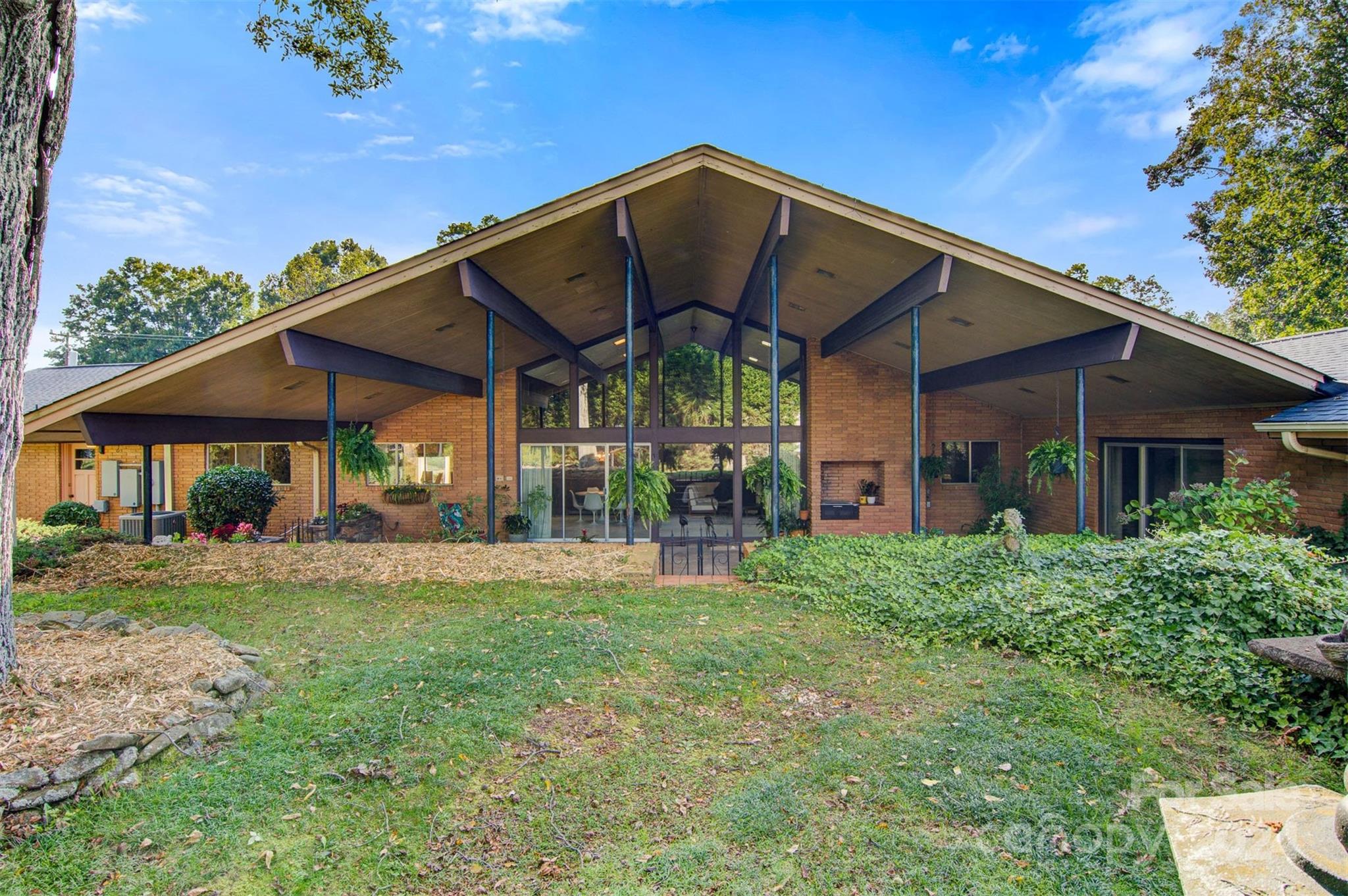 5627 Highway 90 Hiddenite, NC 28636 - Photo 37 of 45