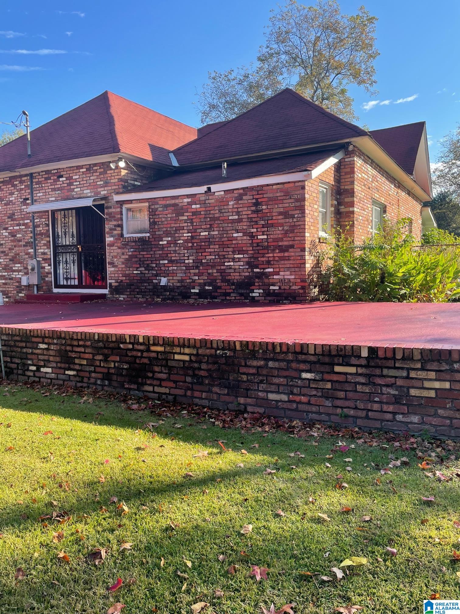 2210 Walnut Avenue Anniston, AL 36201 - Photo 19 of 38