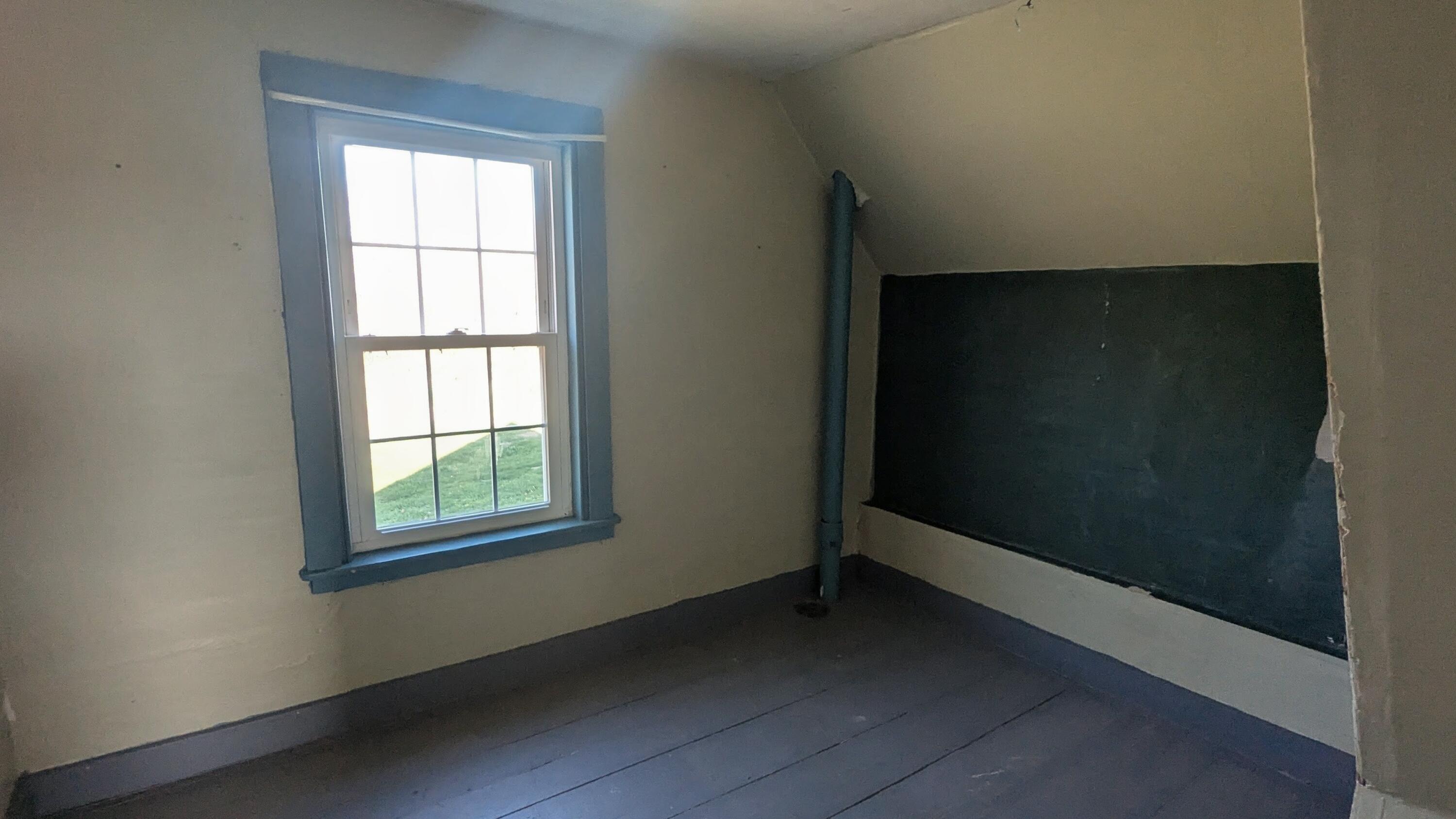 477 Malbons Mills Road Skowhegan, ME 04976 - Photo 22 of 37 PXL_20251102_193100393~2 (1)