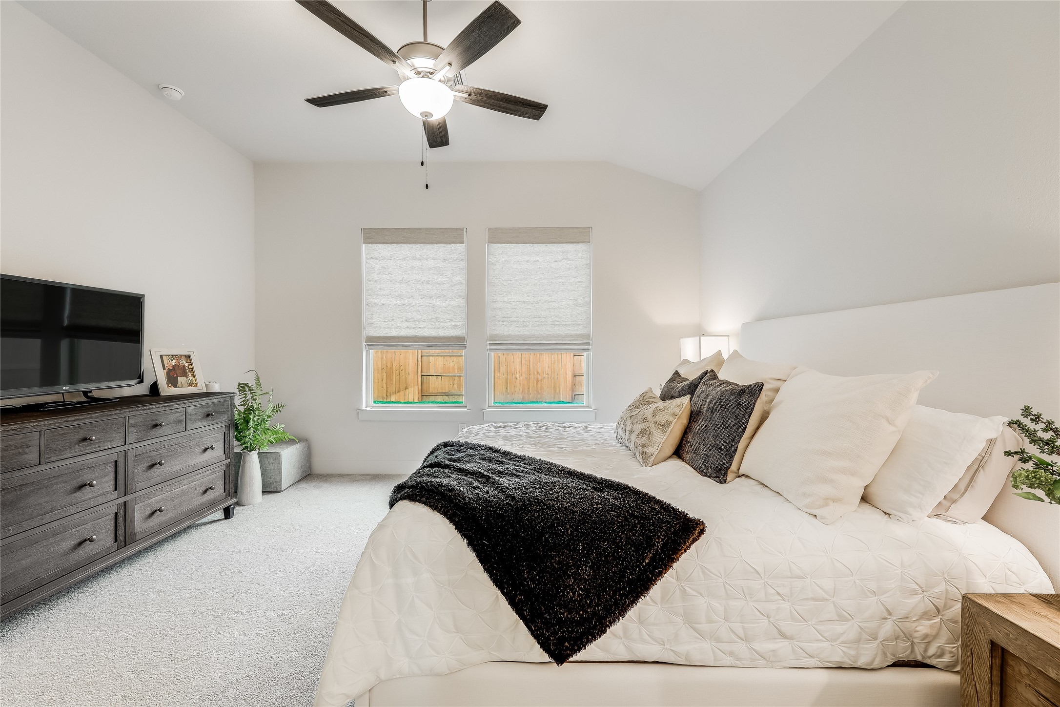 8400 Skytex Street Austin, TX 78744 - Photo 22 of 37