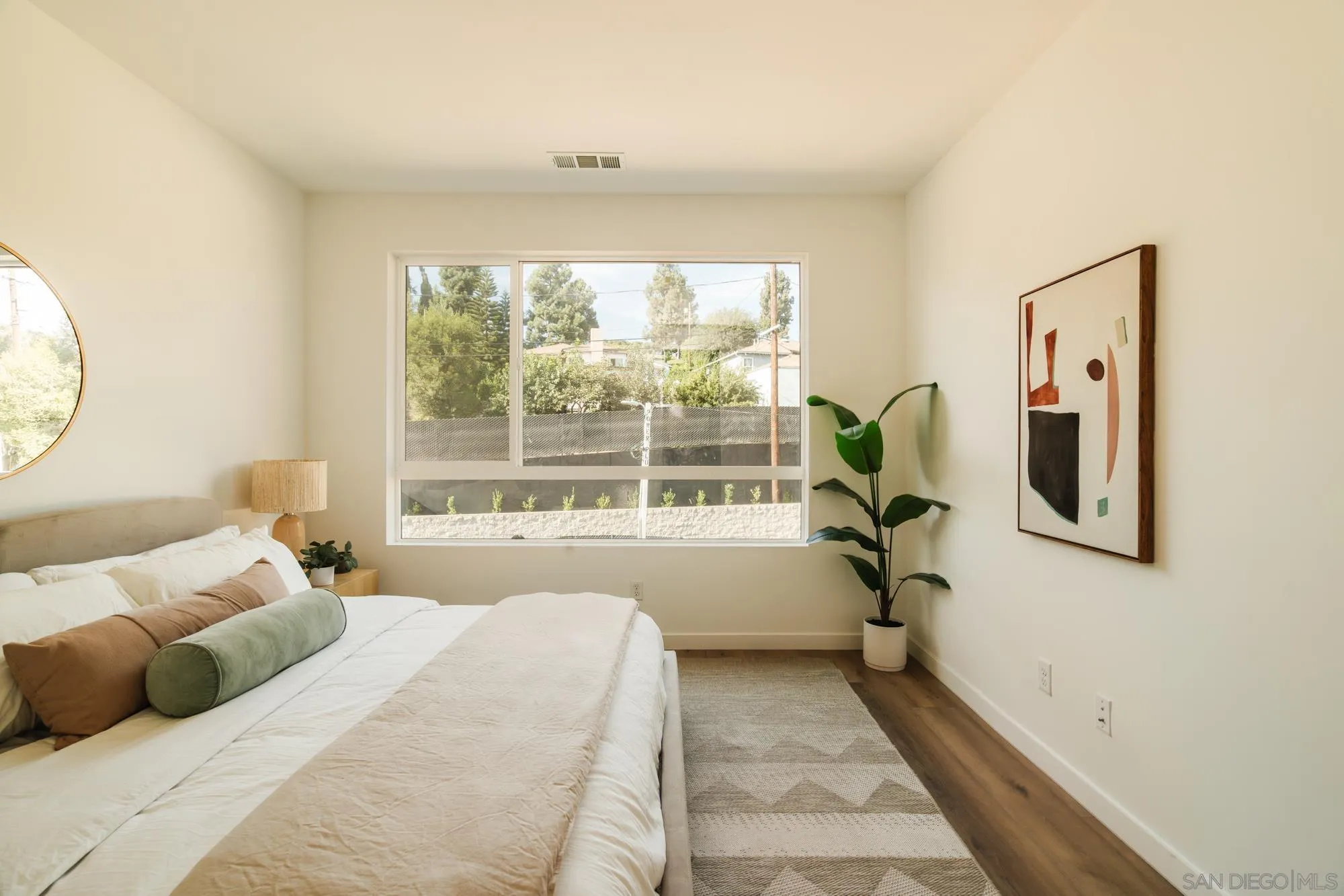 3867 North Riley Lane Los Angeles, CA 90065 - Photo 13 of 25