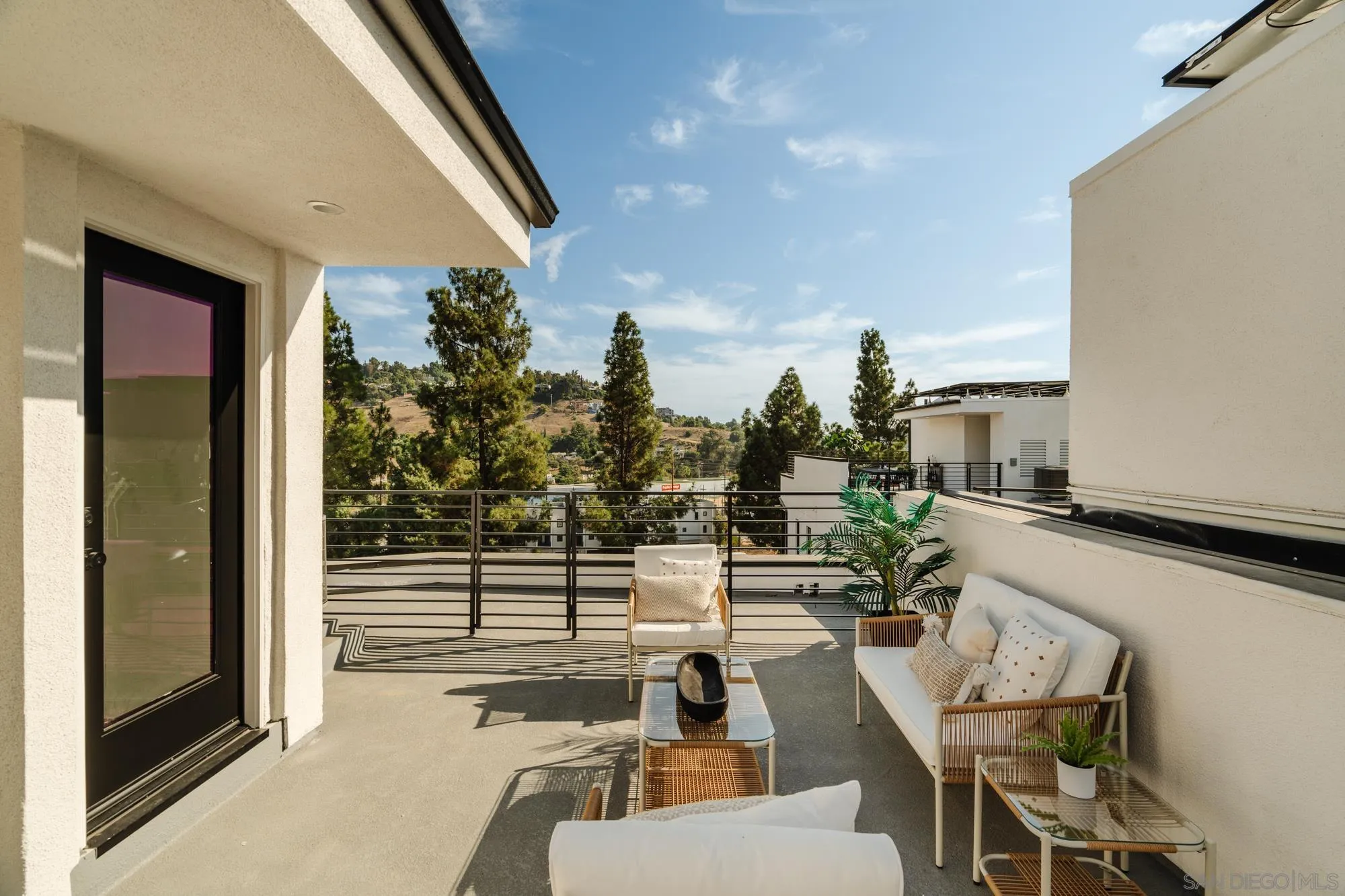 3867 North Riley Lane Los Angeles, CA 90065 - Photo 17 of 25
