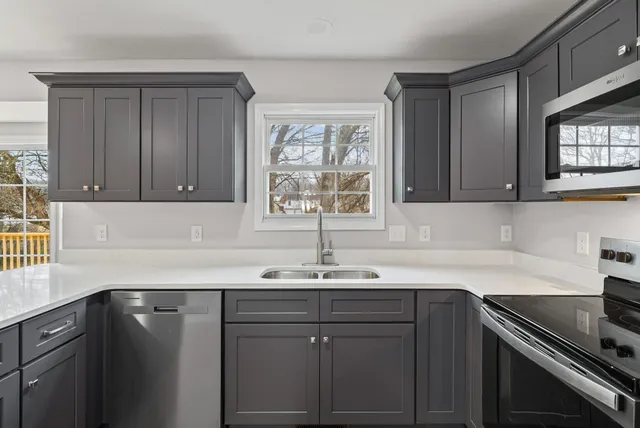 $2,295 | 3118 Larson Lane, Clarksville, TN 37043