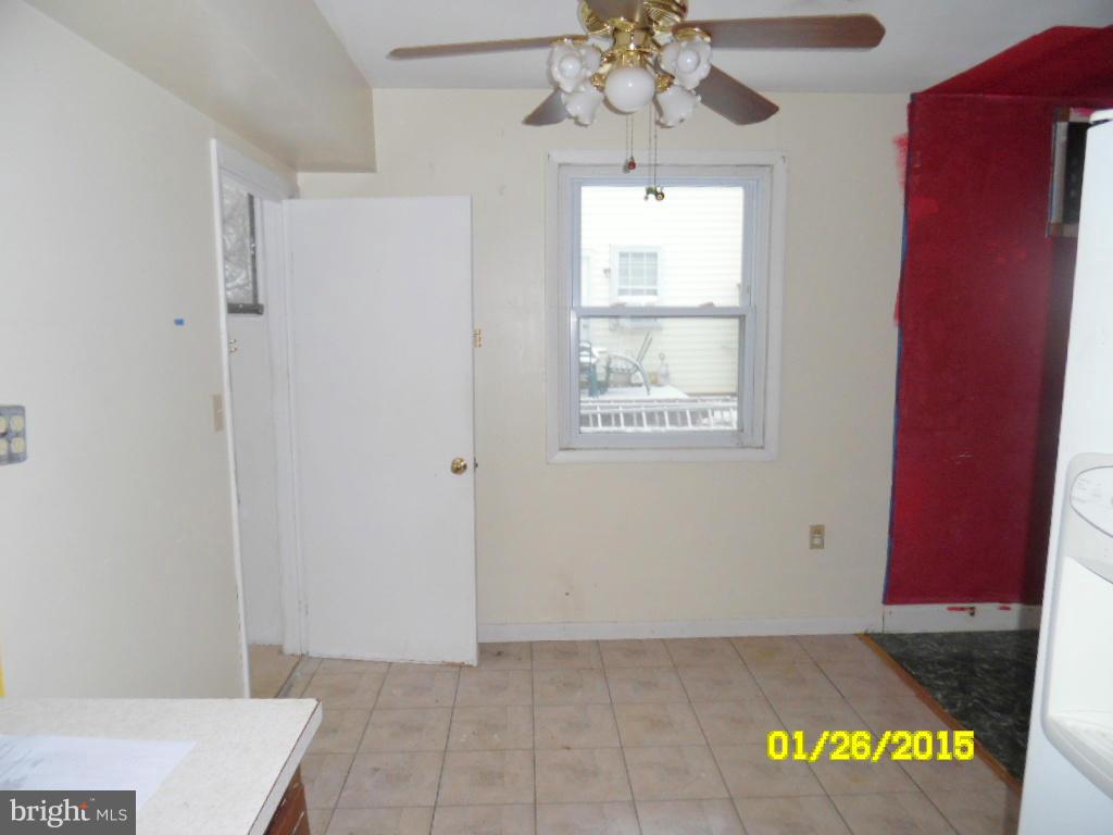 129 South Tollgate Road Owings Mills, MD 21117 - Photo 4 of 13 Interior (General)