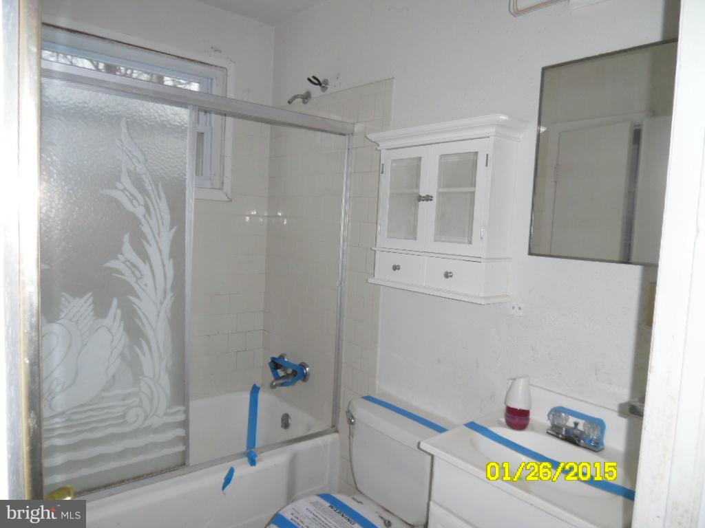 129 South Tollgate Road Owings Mills, MD 21117 - Photo 5 of 13 Bath