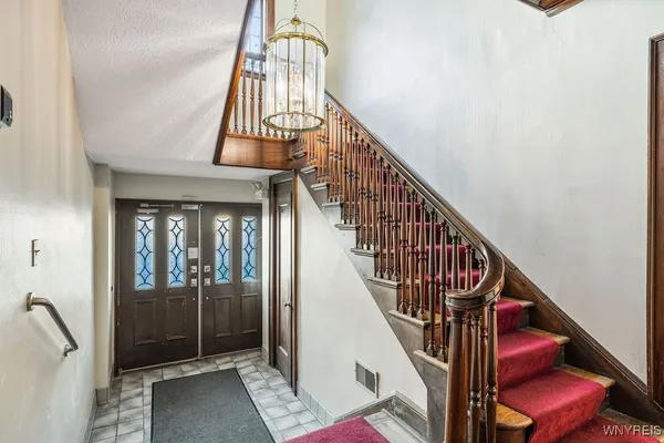 $374,900 | 640 Park Place, Niagara Falls, NY 14301