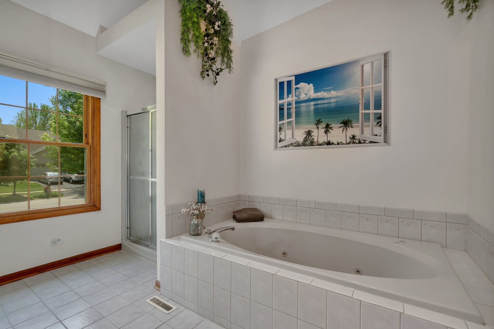 515 Boardman Circle Bolingbrook, IL 60440 - Photo 21 of 31 a bathroom with a bathtub and window