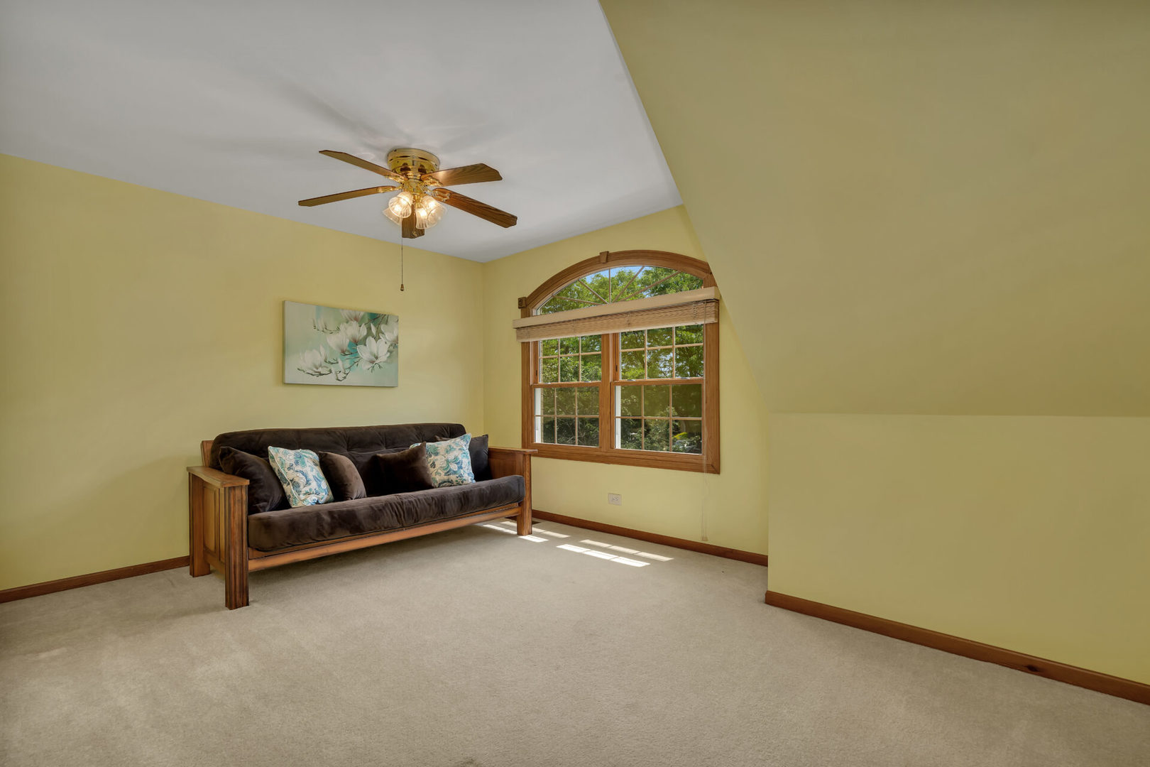 515 Boardman Circle Bolingbrook, IL 60440 - Photo 25 of 31 a living room with furniture and a window