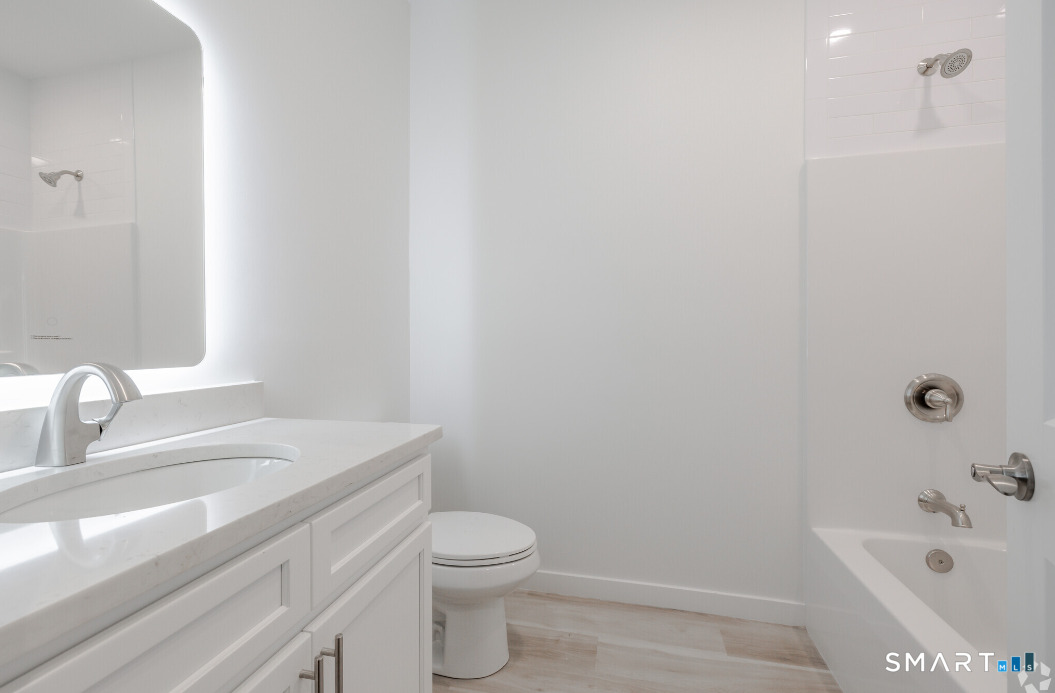 424 Main Street, Unit G Middletown, CT 06457 - Photo 12 of 17