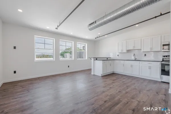 $2,600 | 424 Main Street, Unit G, Middletown, CT 06457