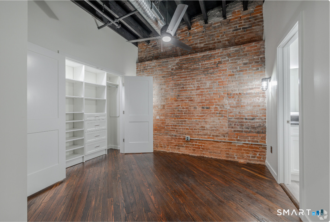 424 Main Street, Unit G Middletown, CT 06457 - Photo 7 of 17