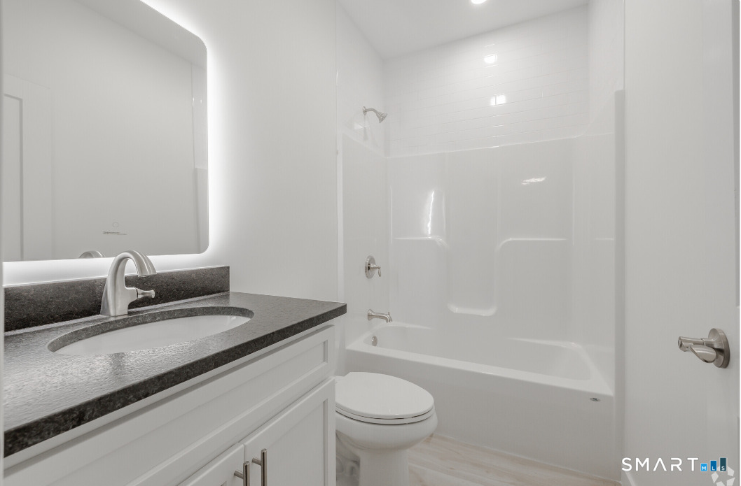 424 Main Street, Unit G Middletown, CT 06457 - Photo 9 of 17