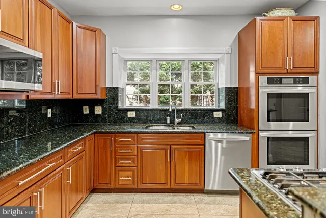 $5,500 | 6168 Deer Ridge Trail, Springfield, VA 22150