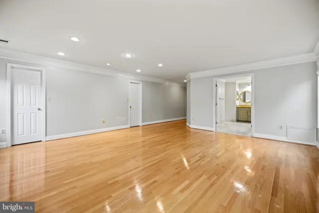 $5,500 | 6168 Deer Ridge Trail, Springfield, VA 22150