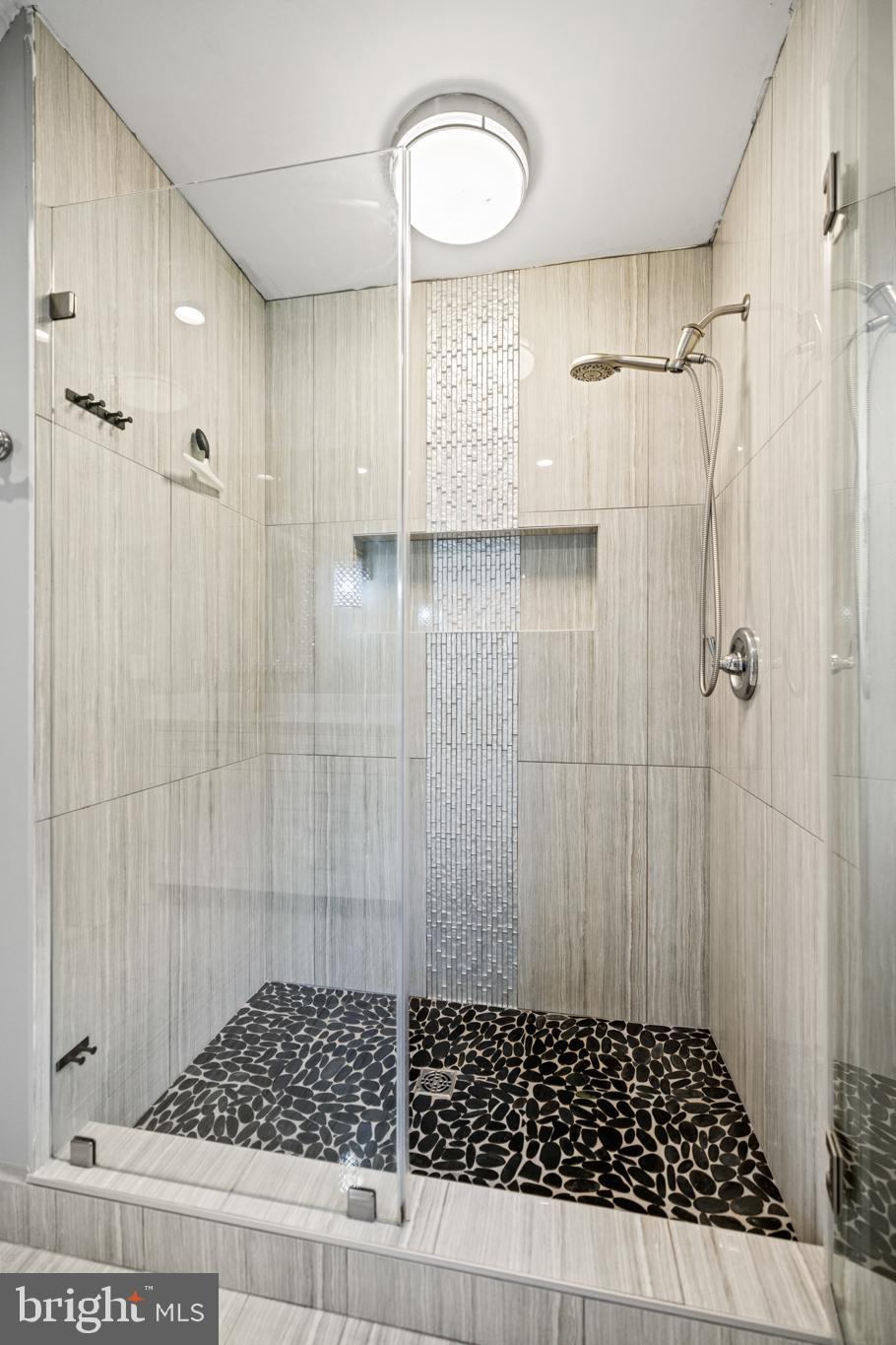 6168 Deer Ridge Trail Springfield, VA 22150 - Photo 42 of 76