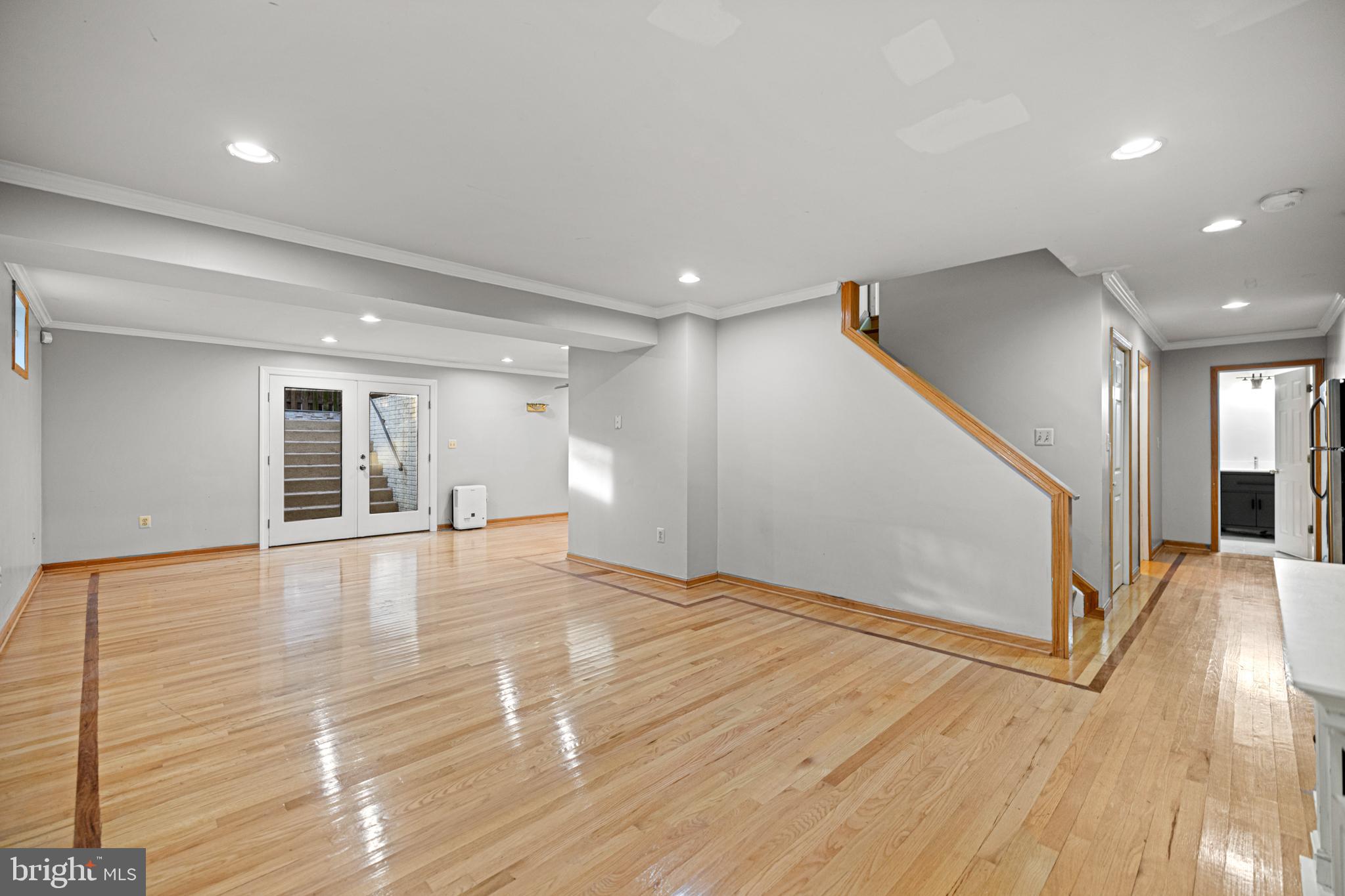 6168 Deer Ridge Trail Springfield, VA 22150 - Photo 47 of 76