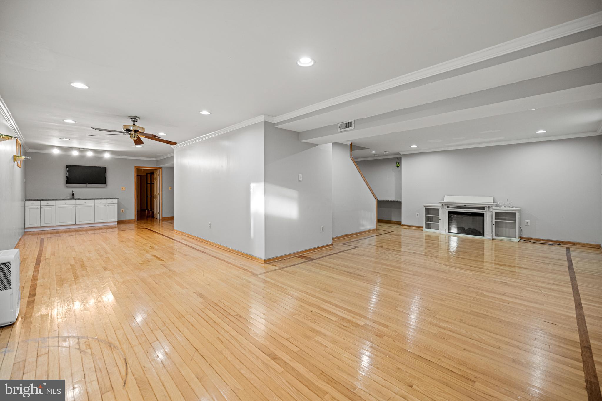 6168 Deer Ridge Trail Springfield, VA 22150 - Photo 51 of 76