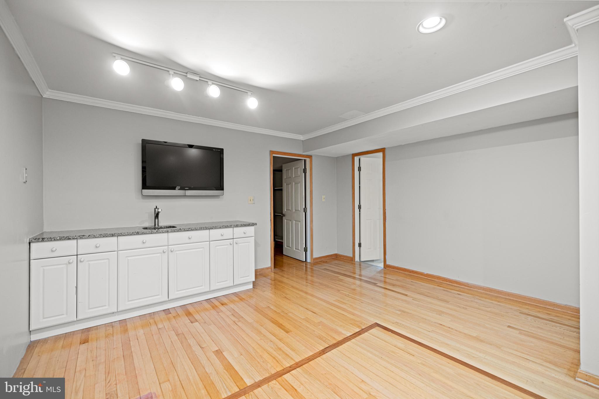 6168 Deer Ridge Trail Springfield, VA 22150 - Photo 52 of 76