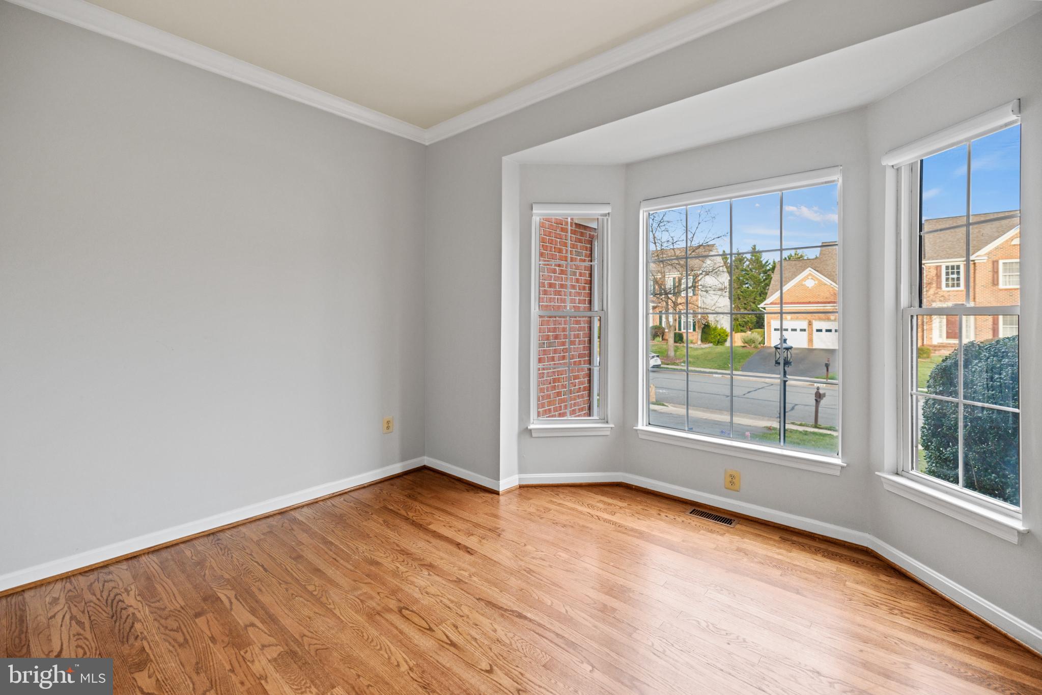 6168 Deer Ridge Trail Springfield, VA 22150 - Photo 6 of 76