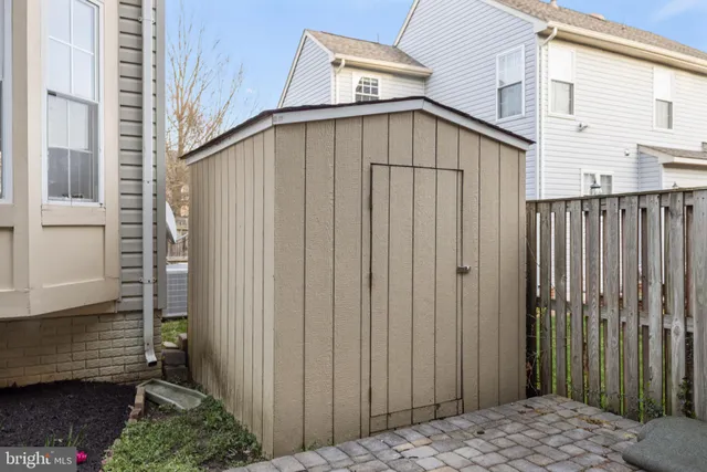 $5,500 | 6168 Deer Ridge Trail, Springfield, VA 22150