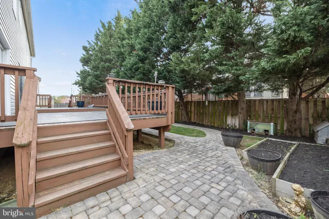 $5,500 | 6168 Deer Ridge Trail, Springfield, VA 22150