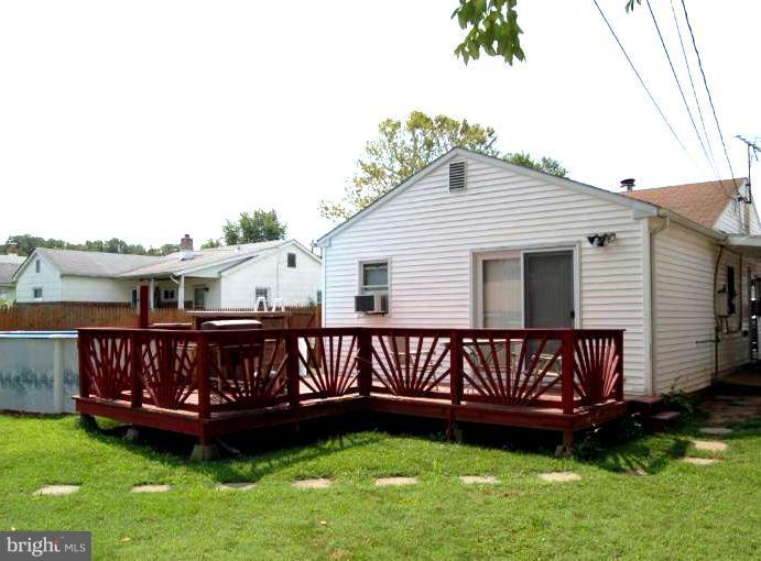 40 Chandelle Road Middle River, MD 21220 - Photo 3 of 17 Lovely Deck for Entertaining