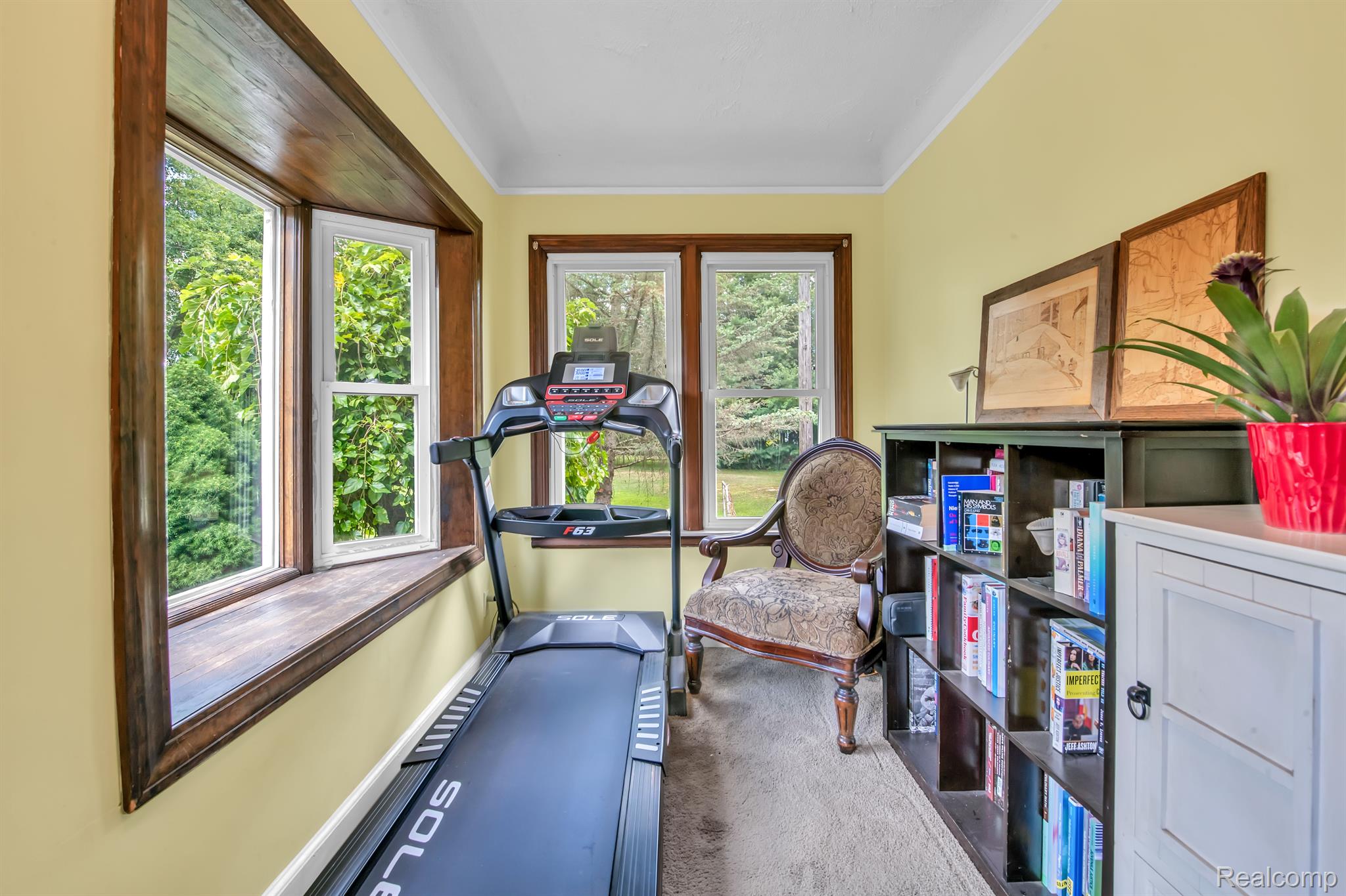 21875 Dickinson Road New Boston, MI 48164 - Photo 6 of 36 Gallery Image 6