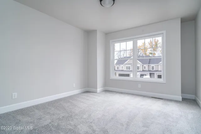 $516,400 | 16 Priddle Lane, Latham, NY 12110