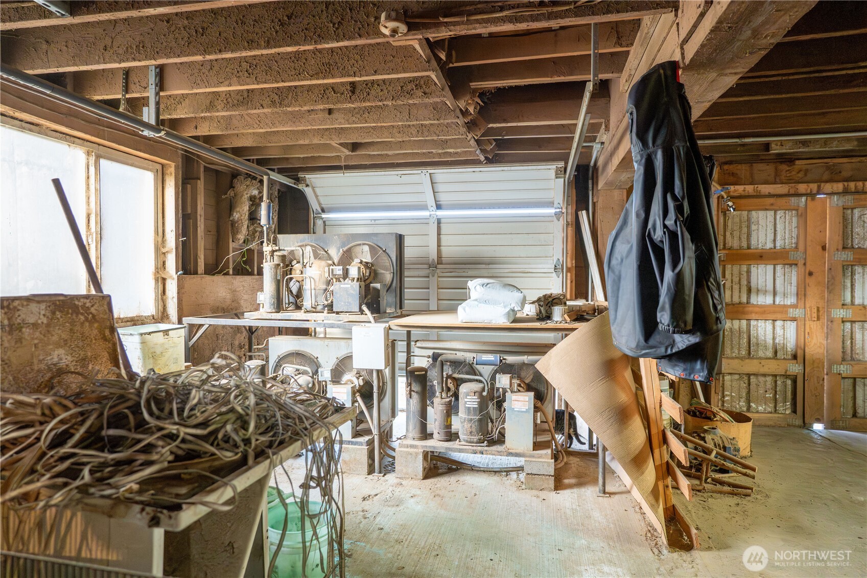 1915 Hampton Road Everson, WA 98247 - Photo 26 of 27 a view of a room with gym equipment