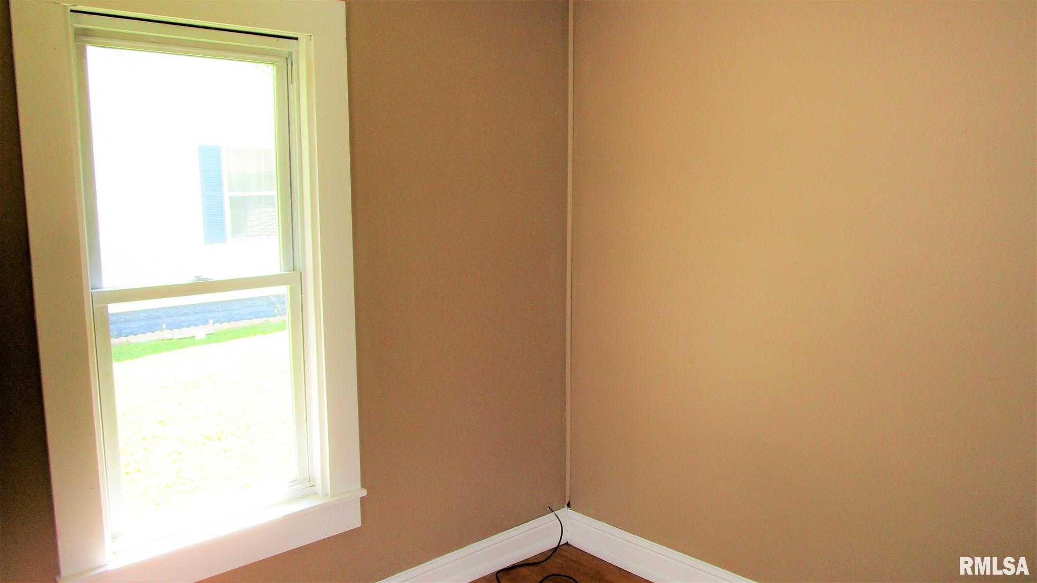 139 North Stanford Road Flora, IL 62839 - Photo 15 of 45 Gallery Image 15