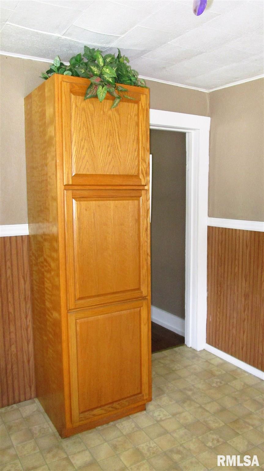 139 North Stanford Road Flora, IL 62839 - Photo 23 of 45 Gallery Image 23