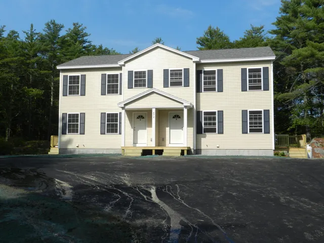 $840,000 | 141 Rochester Street, Westbrook, ME 04092