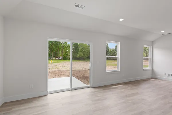 $299,500 | 2010 Grn Acrs Drive, Adrian, MI 49221