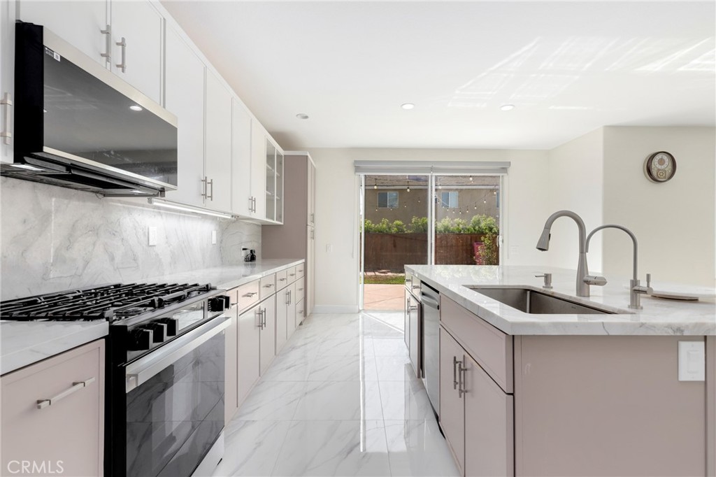 13145 Briar Street Eastvale, CA 92880 - Photo 20 of 58