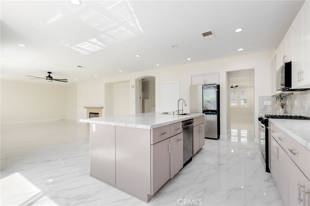 13145 Briar Street Eastvale, CA 92880 - Photo 21 of 58