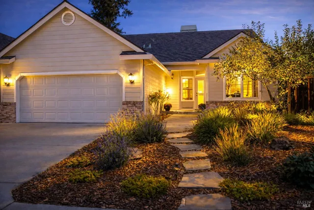 $715,000 | 281 Michael Drive, Santa Rosa, CA 95401