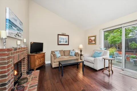 $715,000 | 281 Michael Drive, Santa Rosa, CA 95401