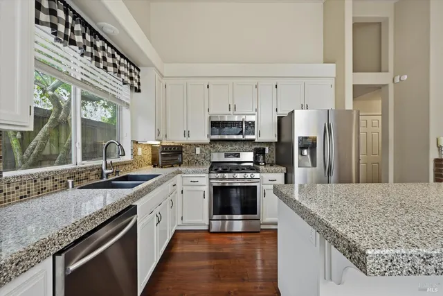 $715,000 | 281 Michael Drive, Santa Rosa, CA 95401